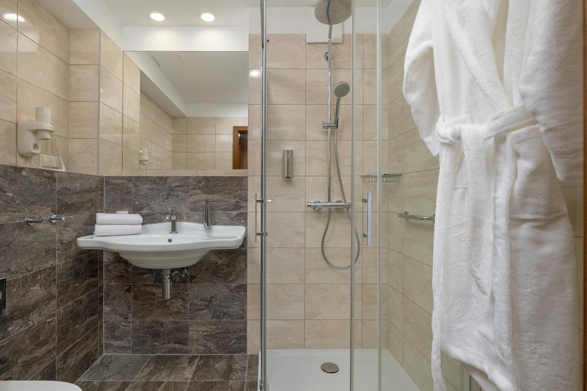 Juvena Wellness & Adults Only
